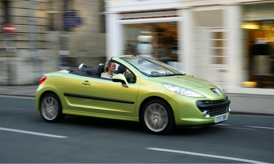  Peugeot 207 CC 2007 года  (фото 19 из 72)